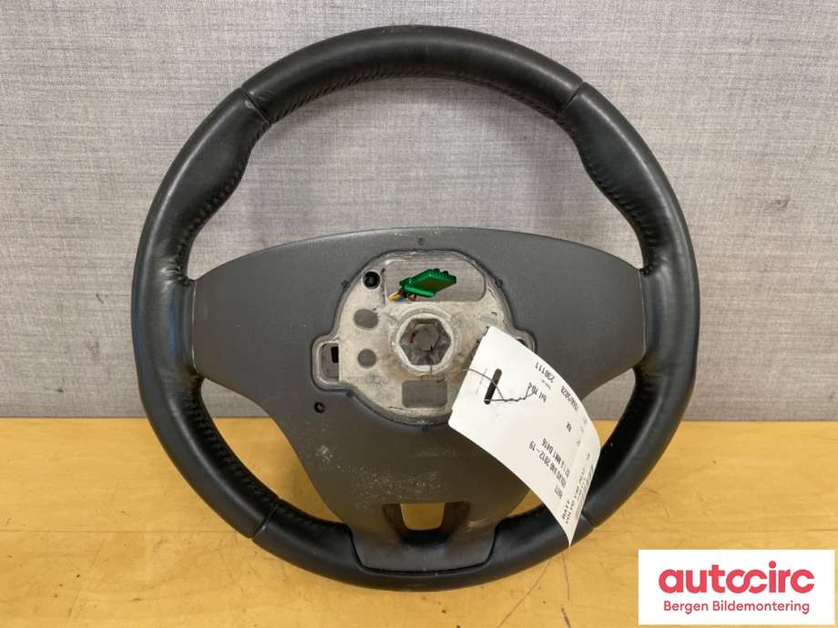 Ratt til Volvo V40 2012-2019  (VOLVO|31250592||P31250592)