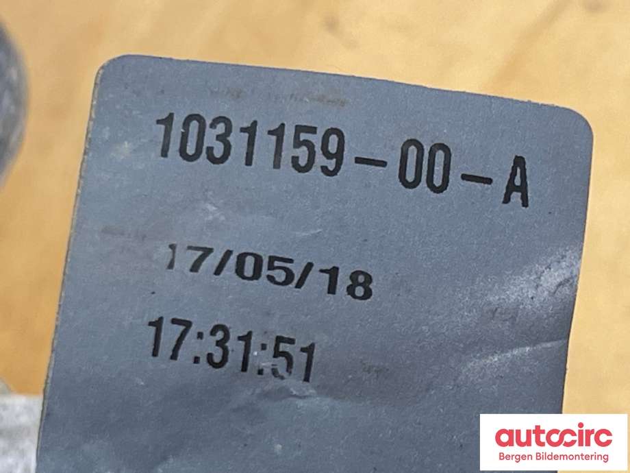 Diverse deler til Tesla Model S 2016-2021 (Fase 2)  (TESLA|1059891-00-D|)