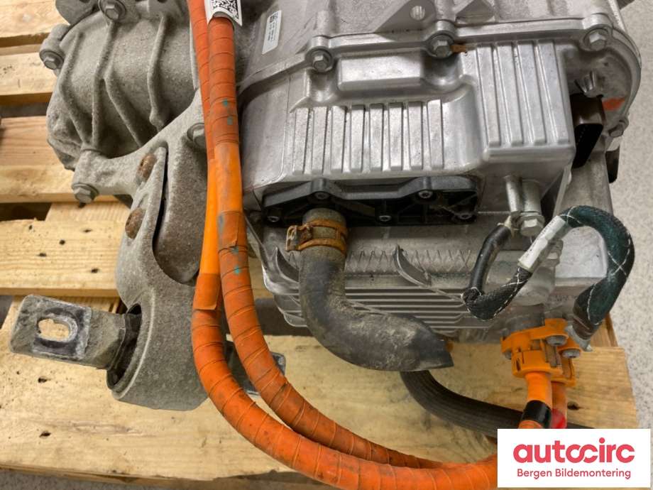 Motor elbil foran til Tesla Model S 2016-2021 (Fase 2)  (TESLA|1035000-00-J|)