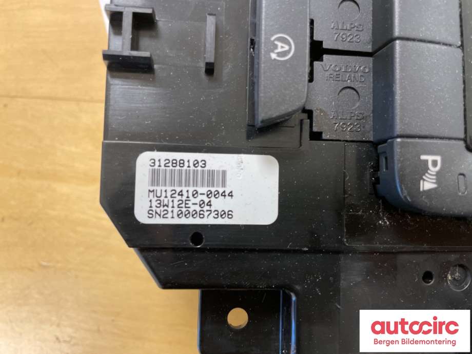 Varmeapparat betjening til Volvo V40 2012-2019  (VOLVO|31288103|)