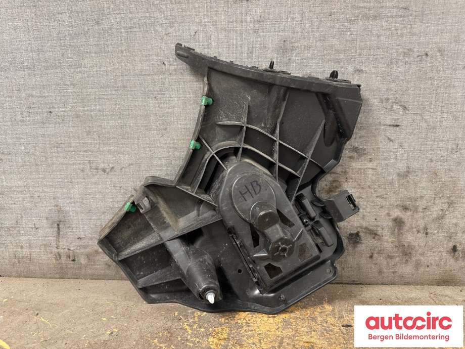 Diverse deler til Volvo V40 2012-2019 (VOLVO|31395104|)