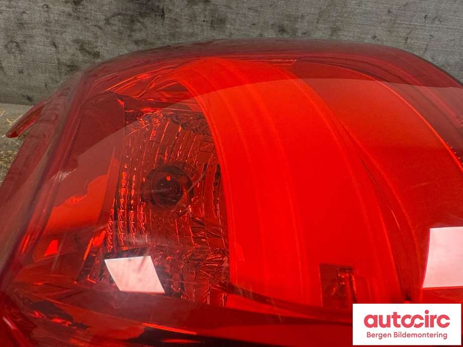 Baklykt venstre til Peugeot 2008 2013-2019 (Type I)  (PEUGEOT|96 780 742 80|)