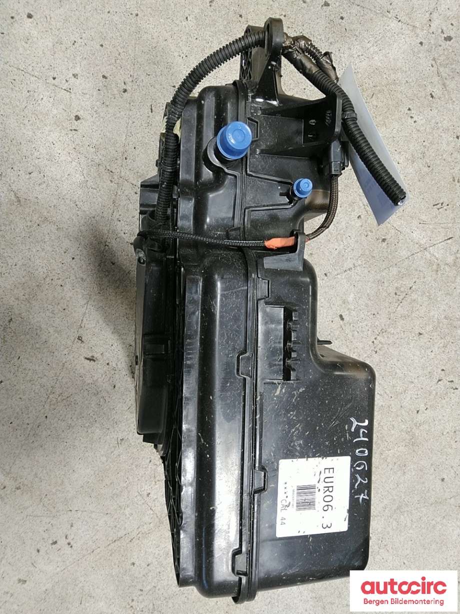 AdBlue tank til Toyota Proace 2016-->> (Type II)  (TOYOTA|SU001B3344|)
