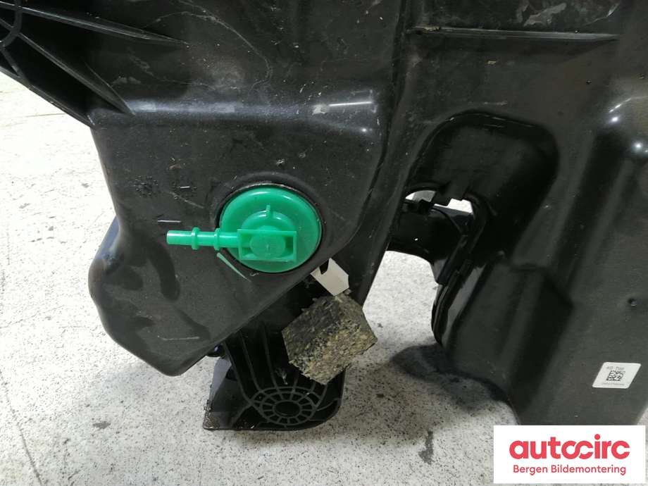 AdBlue tank til Toyota Proace 2016-->> (Type II)  (TOYOTA|SU001B3344|)