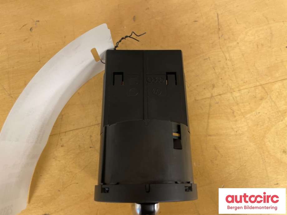Innredning pakke til VW Polo 2009-2014 (Type V, Fase 1)  (VOLKSWAGEN|6R0 941 531 J|)