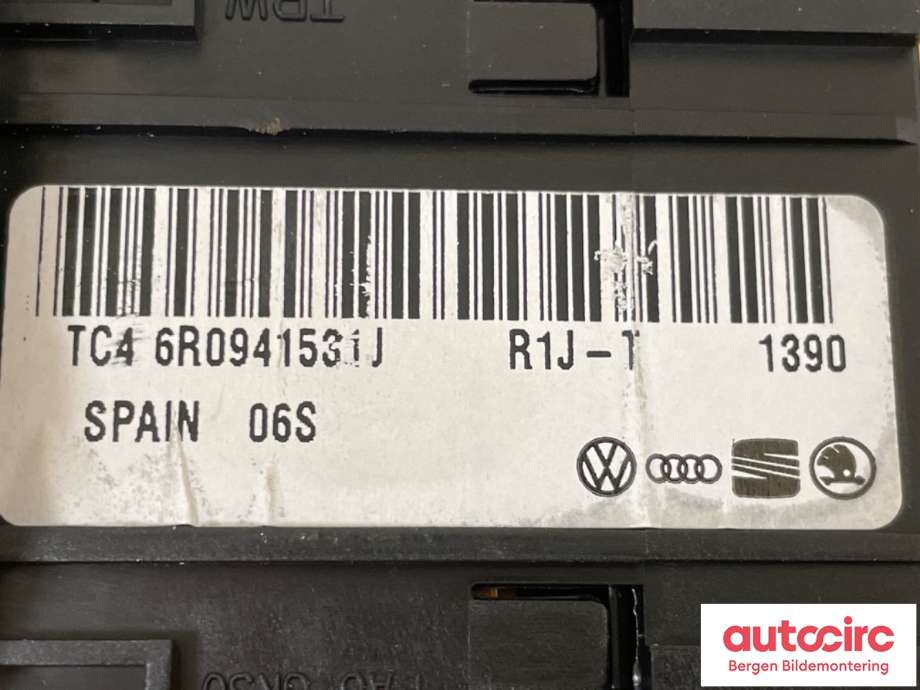 Innredning pakke til VW Polo 2009-2014 (Type V, Fase 1)  (VOLKSWAGEN|6R0 941 531 J|)