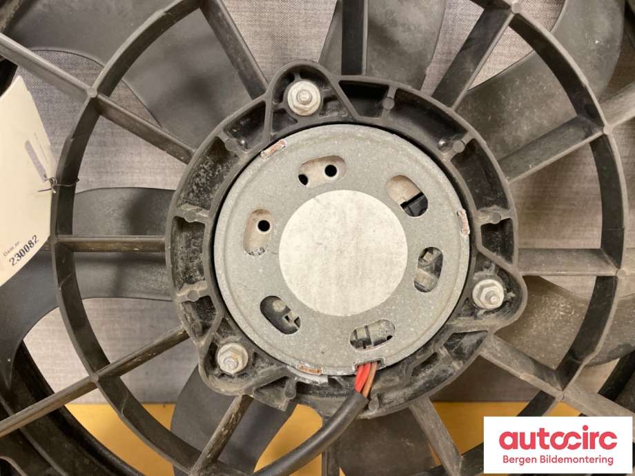 Kjølevifte til VW Polo 2009-2014 (Type V, Fase 1)  (VOLKSWAGEN|6R0.121.207A|)
