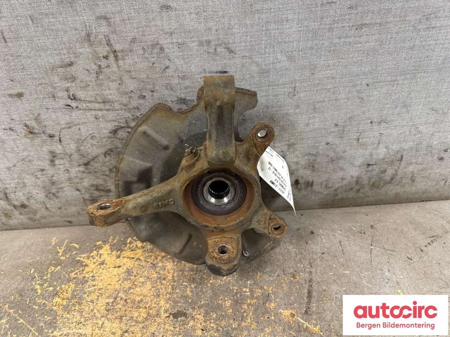 Hjulspindel venstre foran til Suzuki SX4 2009-2013 (Type I, Fase 2)  (SUZUKI|45151-61M00|)