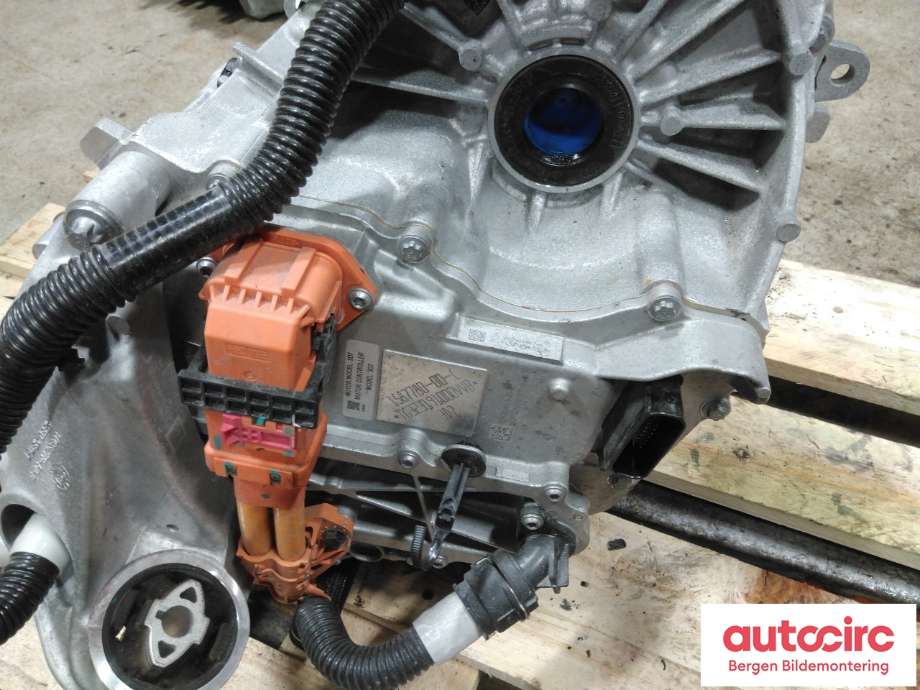 Motor elbil bak til Tesla Model Y 2021-2024 (Type I)  (TESLA|1672096-00-C|)