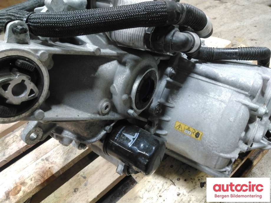 Motor elbil bak til Tesla Model Y 2021-2024 (Type I)  (TESLA|1672096-00-C|)