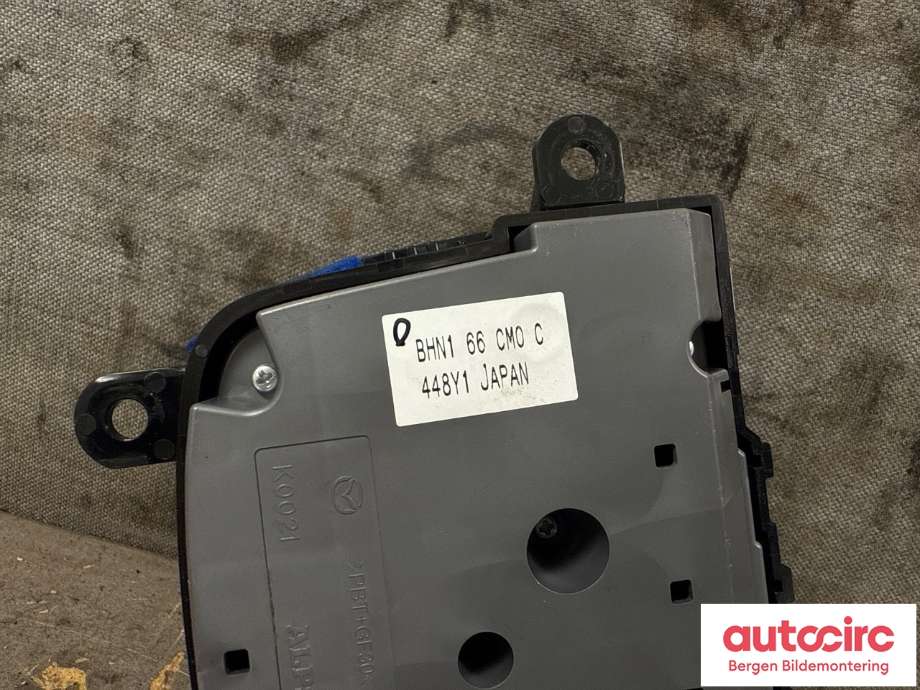 Bryter diverse til Mazda 3 2013-2016 (Type III, Fase 1)  (MAZDA|BHN1-66-CM0C|)