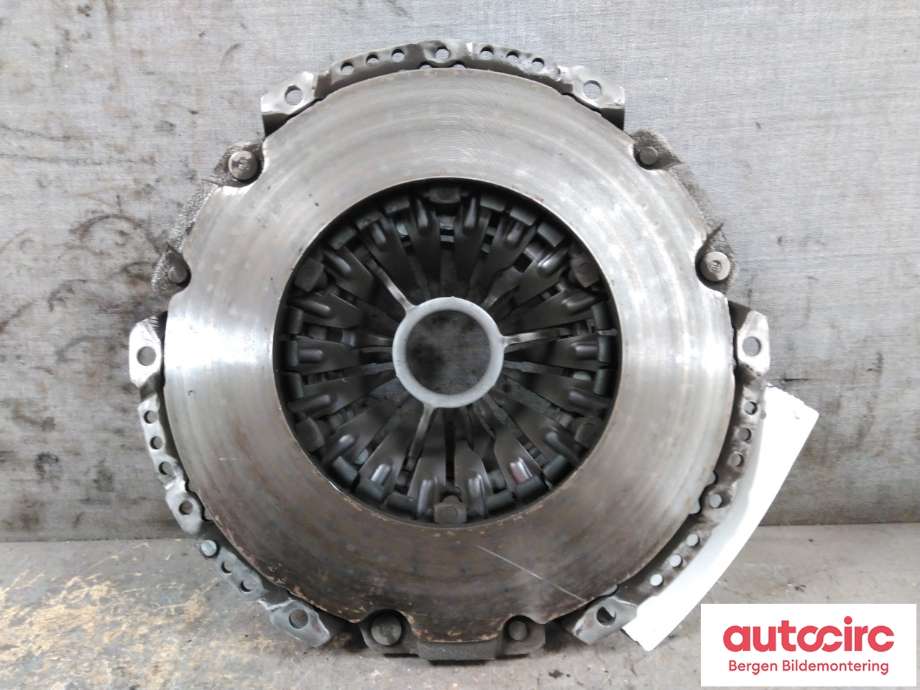 Clutch hus til Mazda 3 2013-2016 (Type III, Fase 1)  (MAZDA|SH01-16-410|)