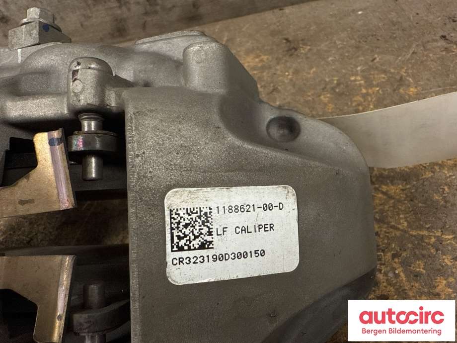 Bremsecaliper venstre foran til Tesla Model Y 2021-2024 (Type I) (TESLA|1188621-00-D|)