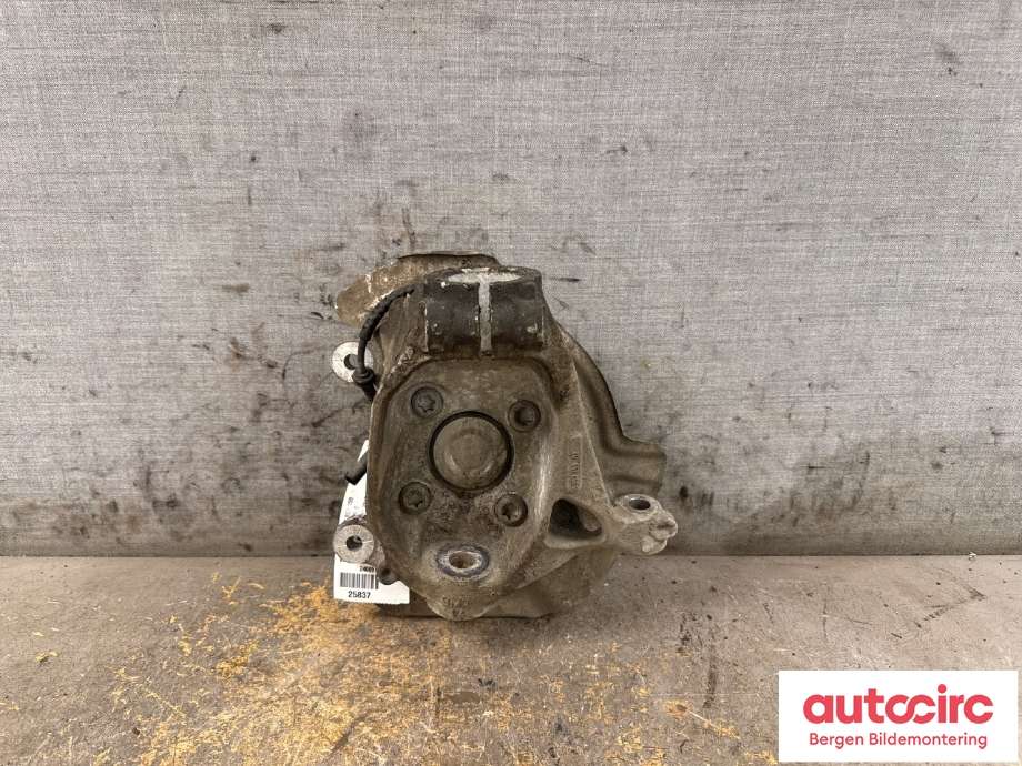 Hjulspindel venstre foran til BMW i3 2013-2022  (BMW|31 21 6 852 159|)