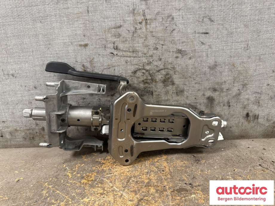 Rattaksel til BMW i3 2013-2022  (BMW|32 30 6 865 576|)