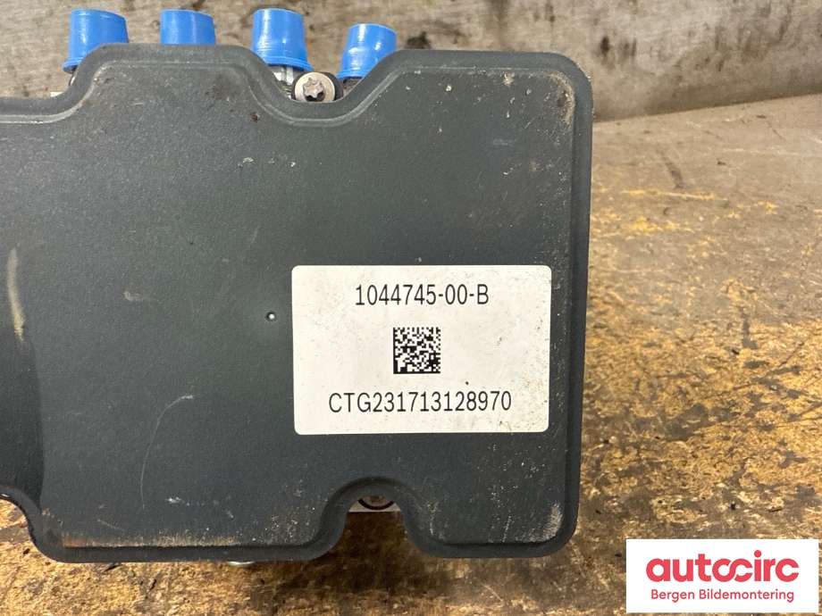 ABS sentral til Tesla Model Y 2021-2024 (Type I)  (TESLA|1044746-00-A|)