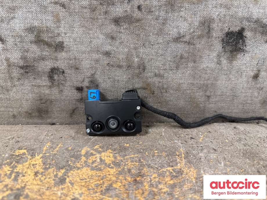 Kamera til Tesla Model Y 2021-2024 (Type I) (TESLA|1588124-70-I|)