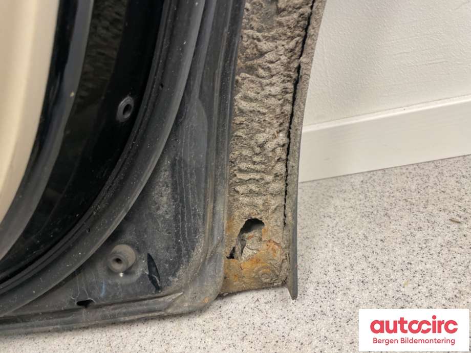 Dør høyre bak til Toyota Land Cruiser 120 2002-2009 (TOYOTA|67113-60200|)