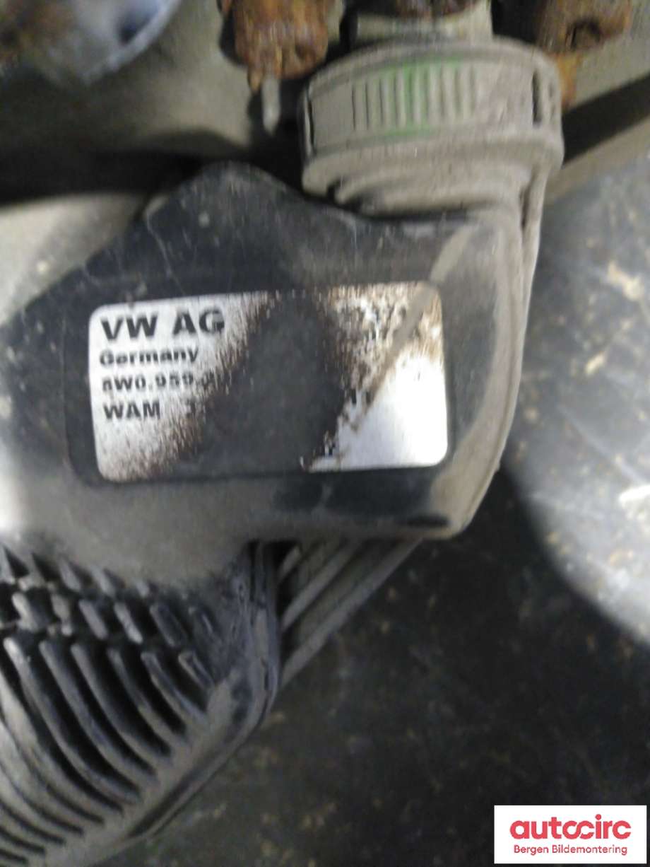Hengerfeste til VW Tiguan 2016-2020 (Type II, Fase 1)  (VOLKSWAGEN|5NA 803 881 F|)
