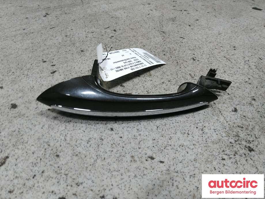 Dørhåndtak utv høyre bak til BMW 5-Serie 2010-2017 (F10/F11) (F10/F11) (BMW|51 21 7 231 930|)