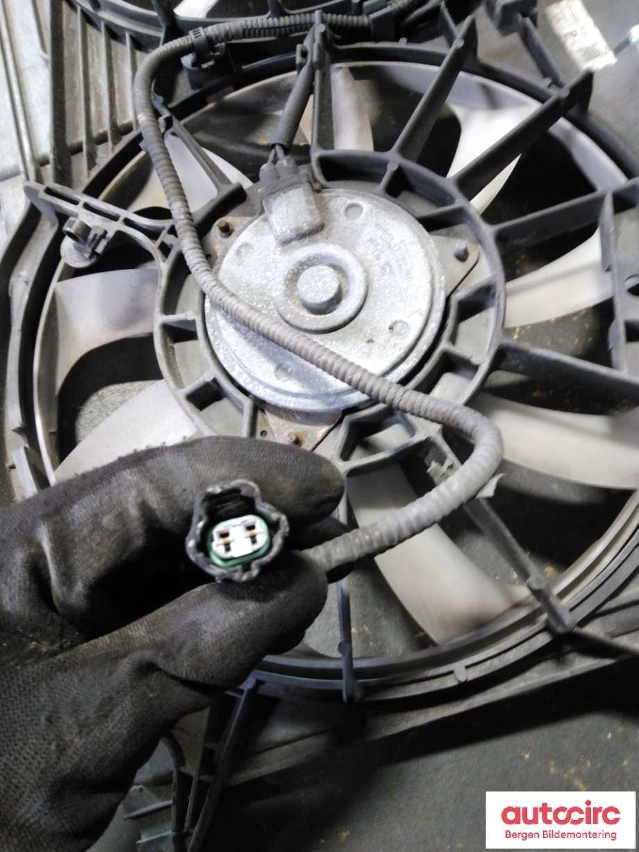 Kjølevifte til Toyota Avensis 2009-2015 (Type III, Fase 1) (TOYOTA|163610R030|167110R060|163610R080)