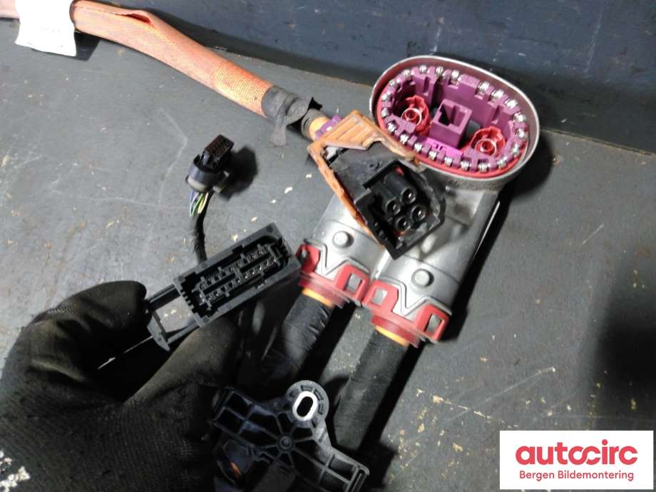 Kabel høy volt (HV) hybrid til Mercedes EQE 2022-->> (MERCEDES|A 295 540 65 16|A 000 341 84 03|)