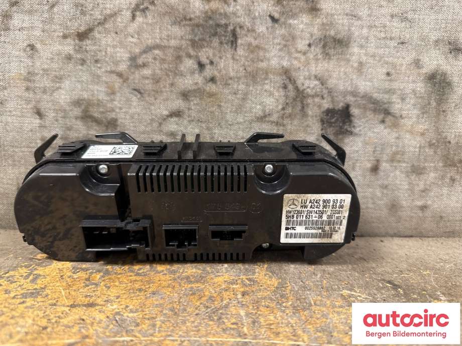 Varmeapparat betjening til Mercedes B-Klasse 2011-2018 (W246) (W246) (MERCEDES|A 242 900 93 01|)
