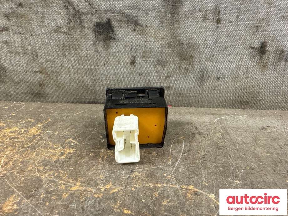 Bryter speil til Toyota Hiace 2007-2012 (Fase 3)  (TOYOTA|8487026010|)
