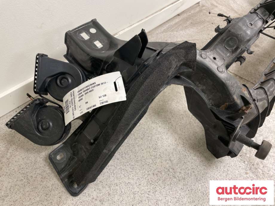 Frontplate til Ford Transit Custom 2013-2023 (Type I)  (FORD|2015828||GK21-8B041-AD)