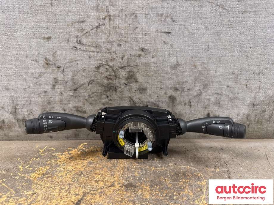 Bryter combi til Volvo C40 Recharge 2021-2024 (VOLVO|31674384|)