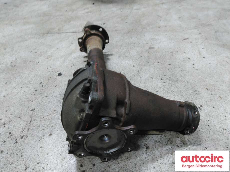 Kardang til Toyota Hiace 2007-2012 (Fase 3)  (TOYOTA|4111026570|)
