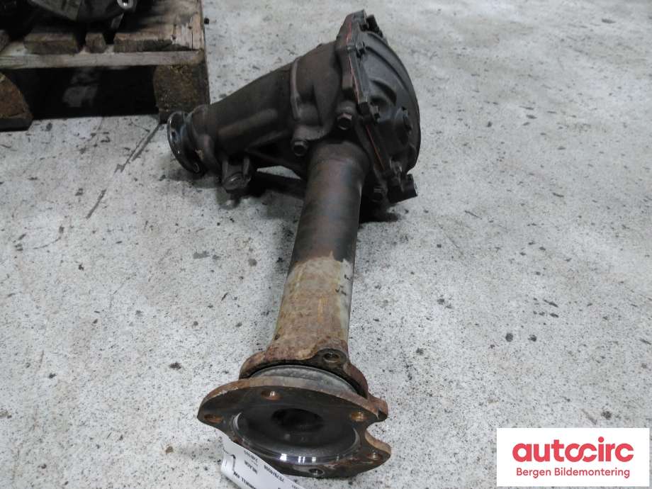 Kardang til Toyota Hiace 2007-2012 (Fase 3)  (TOYOTA|4111026570|)