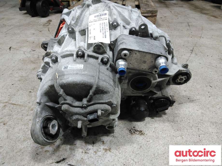 Motor elbil foran til Tesla Model 3 2018-2023 (Fase 1)  (TESLA|1672097-01-A|)