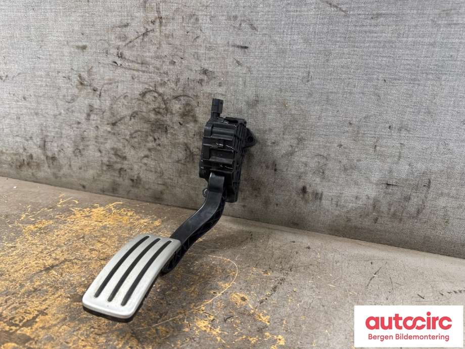 Pedal gass/brems/clutch til Tesla Model 3 2018-2023 (Fase 1) (TESLA|1044695-01-A|)