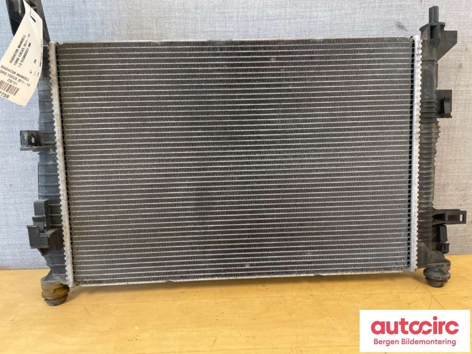 Radiator (manuell gir) til Ford Focus 2011-2014 (Type III, Fase 1) (FORD|CV61-8005-VC|1830145|CV61 8005 VB)