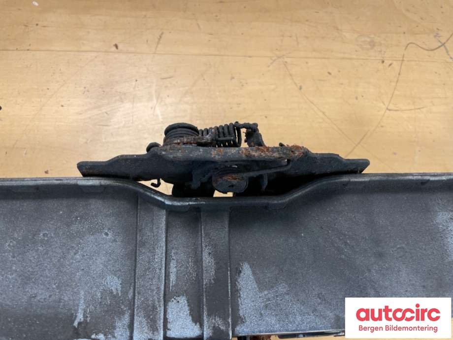 Frontplate til Ford Focus 2011-2014 (Type III, Fase 1)  (FORD|1926039|F1EB-8B041-AB|)