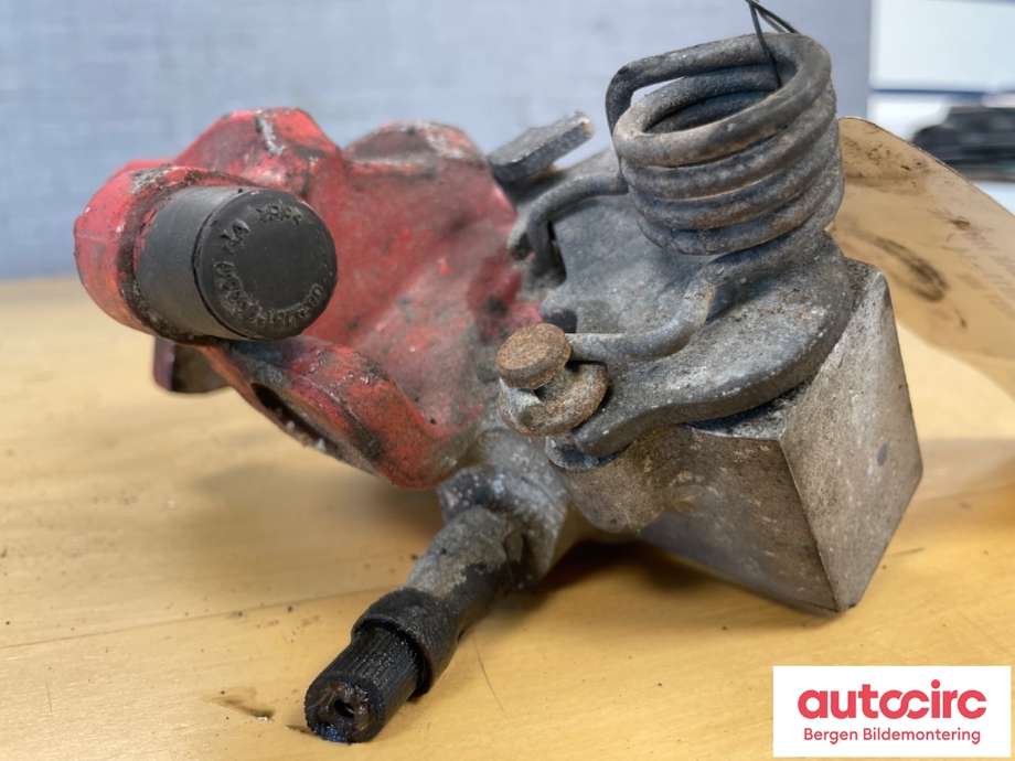 Bremsecaliper høyre bak til Ford Focus 2011-2014 (Type III, Fase 1)  (FORD|2351566|8M51-2M088-CD|)