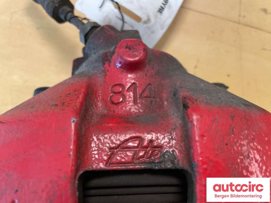 Bremsecaliper høyre foran til Ford Focus 2011-2014 (Type III, Fase 1)  (FORD|1755031|CV61-2B294-PA|)