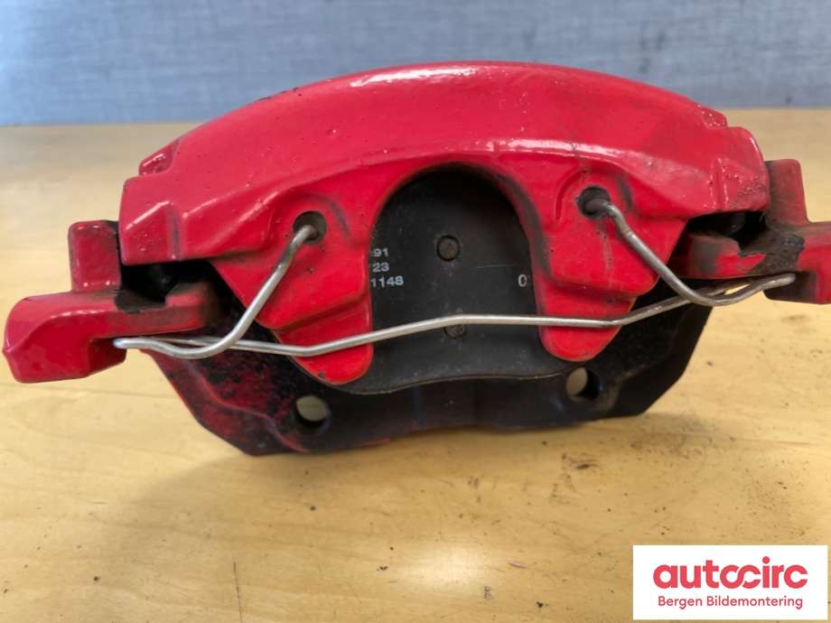 Bremsecaliper høyre foran til Ford Focus 2011-2014 (Type III, Fase 1)  (FORD|1755031|CV61-2B294-PA|)