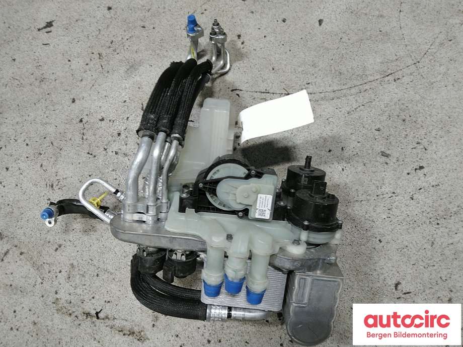 Varmeapparat diverse til Tesla Model Y 2021-2024 (Type I)  (TESLA|1625000-99-B|)