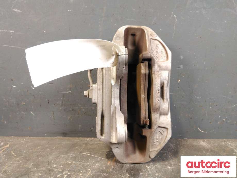 Bremsecaliper venstre foran til Tesla Model Y 2021-2024 (Type I) (TESLA|1188621-00-D|)