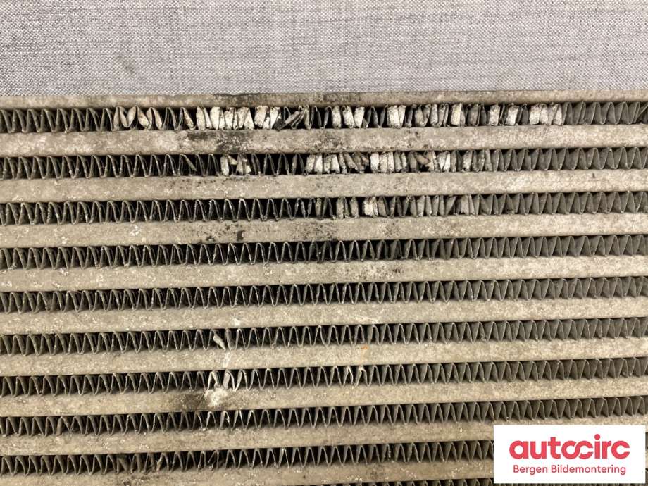 Intercooler til Nissan Qashqai 2010-2014 (Type I, Fase 2)  (NISSAN|14461BB30A|)