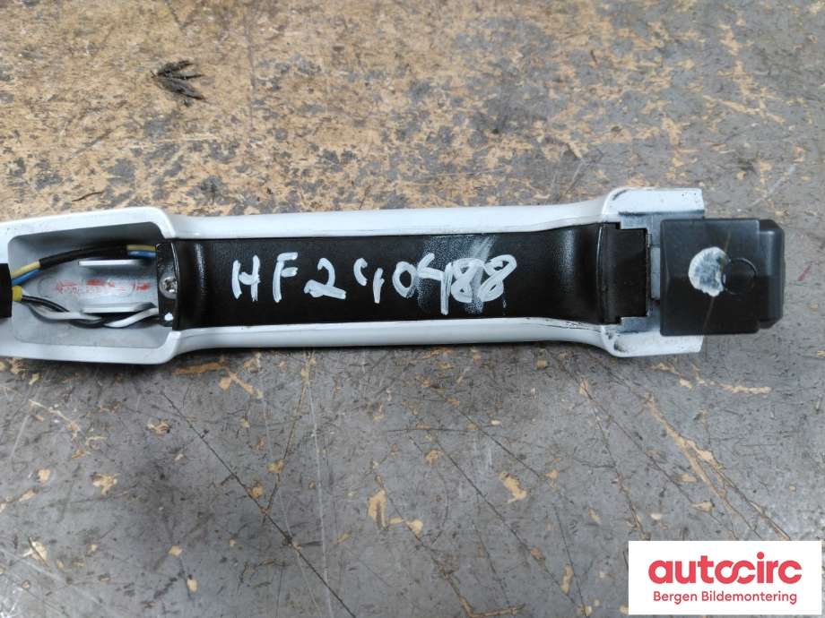 Dørhåndtak utv høyre foran til Suzuki Vitara 2015-->> (Type IV) (SUZUKI|82810-57831-ZNL|)