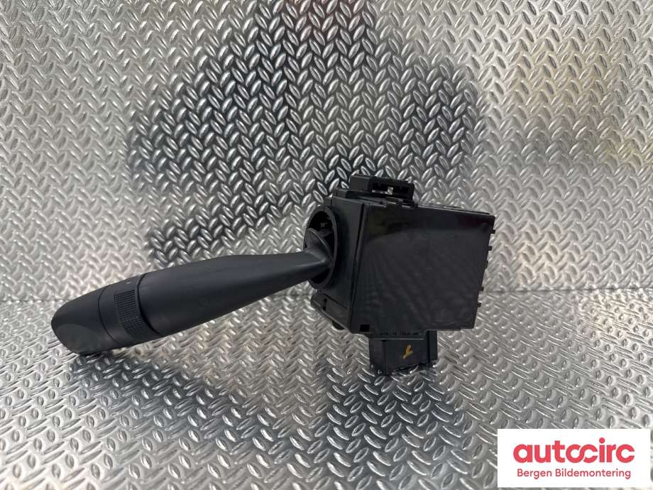 Bryter visker til Suzuki Vitara 2015-->> (Type IV) (SUZUKI|37310-68L20|)