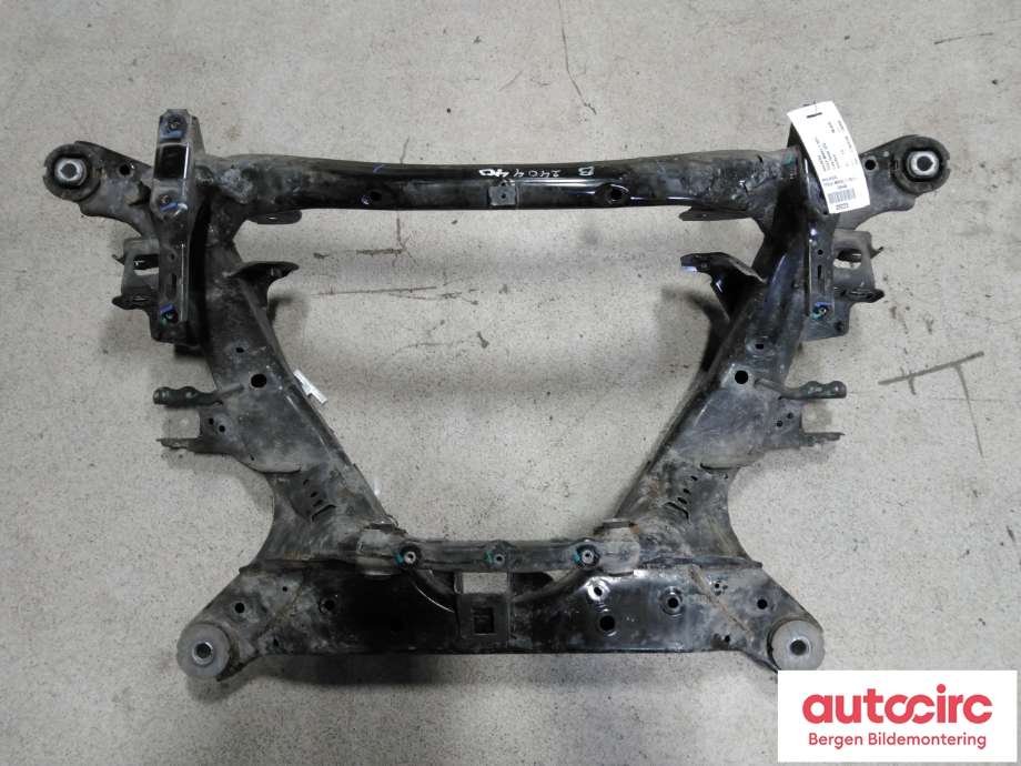 Bakaksel til Tesla Model Y 2021-2024 (Type I) (TESLA|1044580-01-C|1044580-00-C|)
