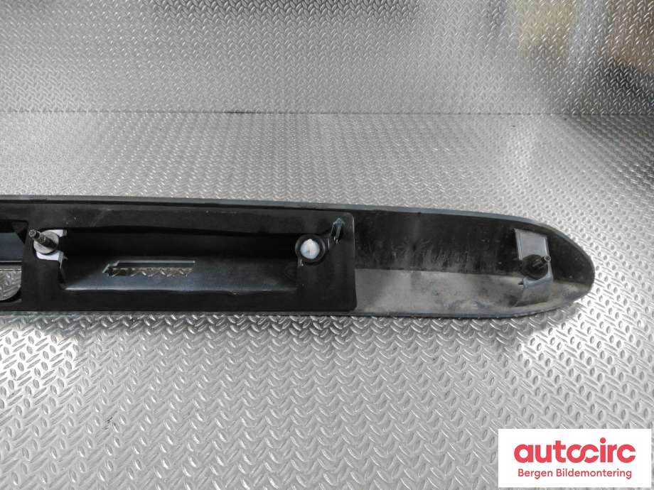 Bakluke/bakdør håndtak til Mercedes Citan 2021-->> (W420) (W420) (MERCEDES|A 420 693 03 00|)