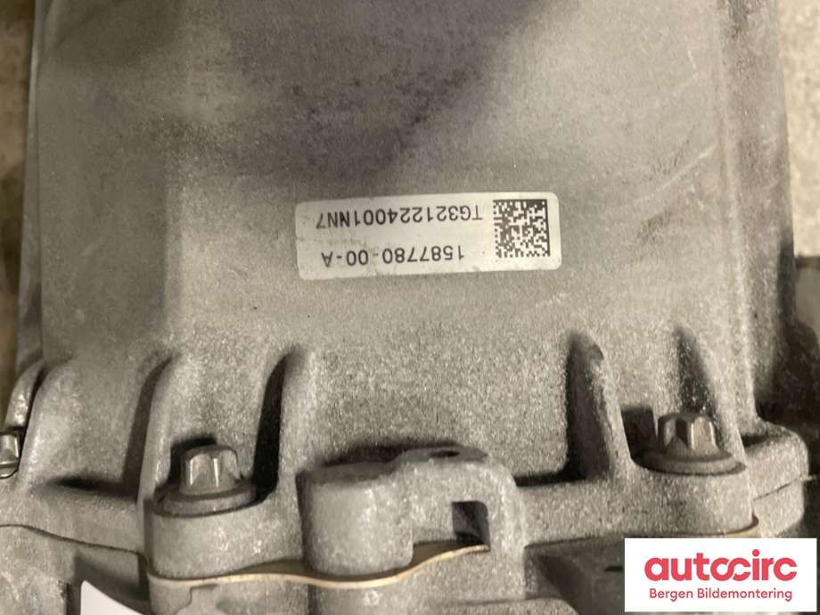 Motor elbil bak til Tesla Model Y 2021-2024 (Type I)  (TESLA|1672096-00-A|1672096-00-B|1587780-00-A)