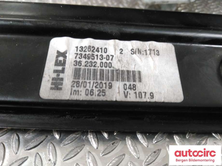 Ruteheis venstre til BMW X1 2015-2022 (F48) (F48) (BMW|51 33 7 434 785|)
