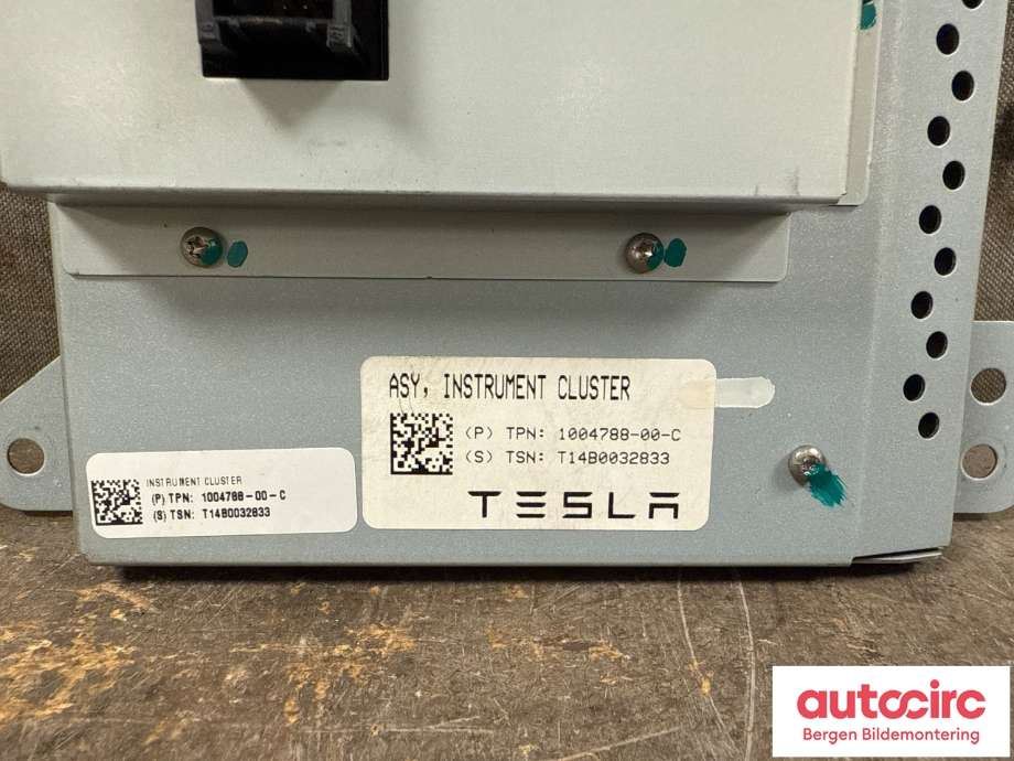 Speedometer til Tesla Model S 2013-2016 (Fase 1)  (TESLA|1004788-00-C|)