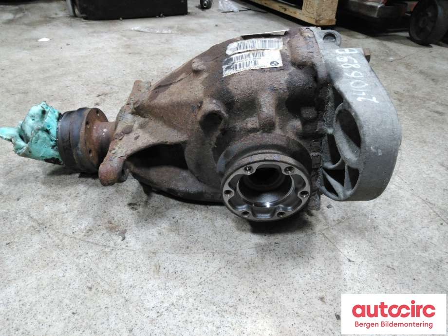 Kardang klokke bak til BMW 5-Serie 2003-2010 (E60/E61) (E60/E61) (BMW|33 10 7 562 712|)
